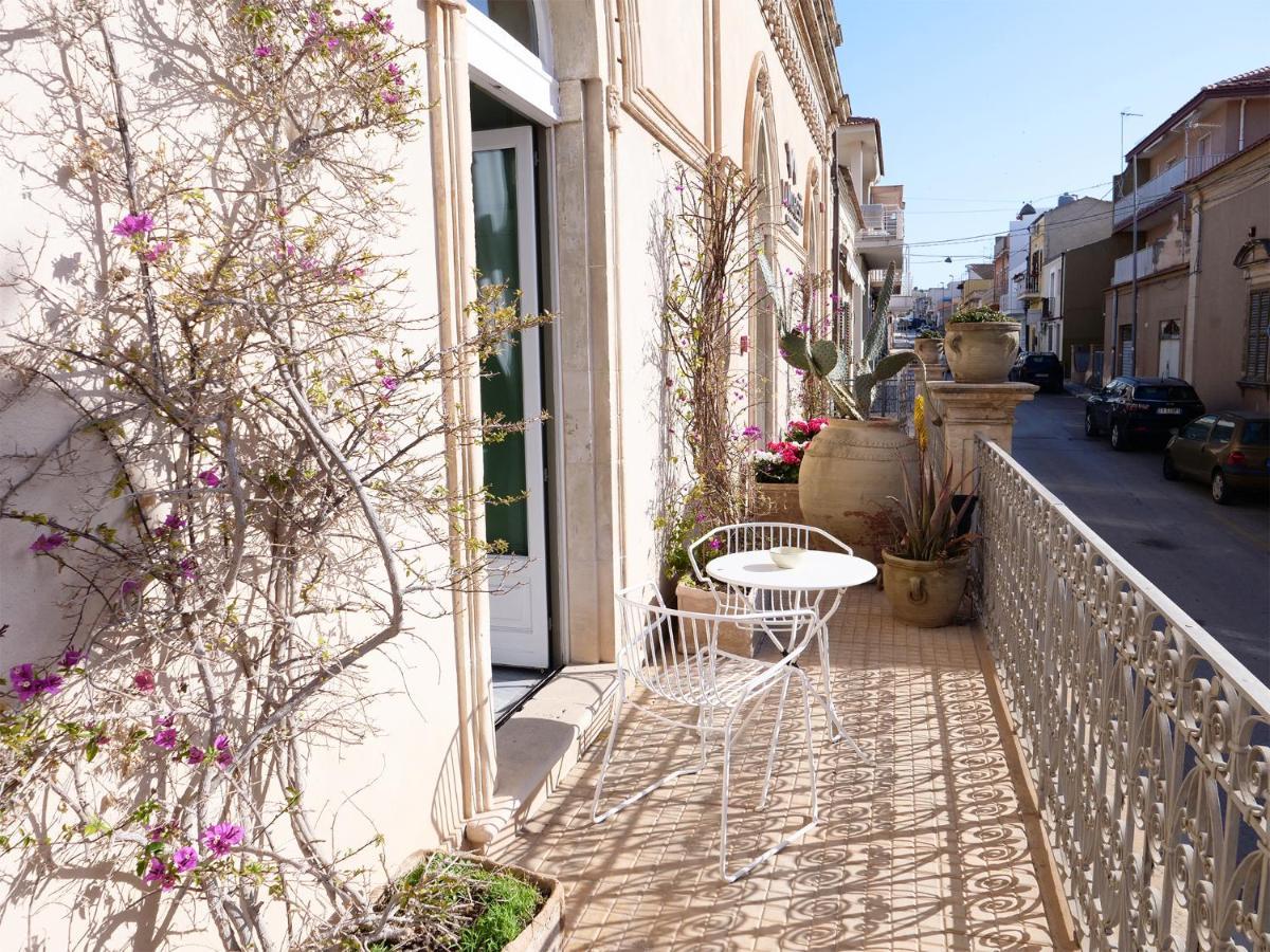 La Moresca Hotel Marina di Ragusa Exterior photo